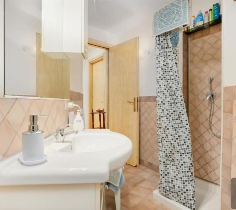 La Dolce Dimora Appartement Olbia Buitenkant foto